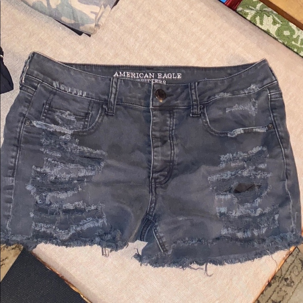 American Eagle distressed black shorts size 8